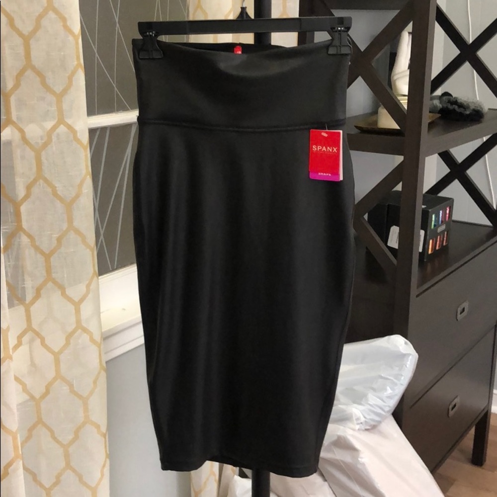 NWT Spanx Faux Leather Pencil Skirt